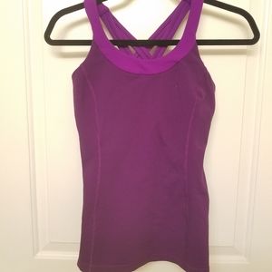 Lululemon top size 6